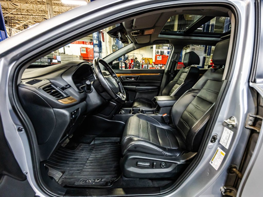 2018 Honda CR-V Touring in Montréal, Quebec - 21 - w1024h768px