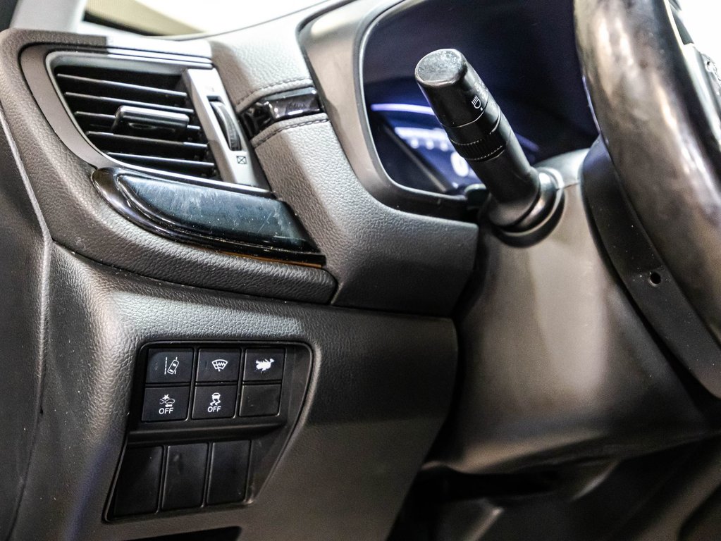 2018 Honda CR-V Touring in , Quebec - 23 - w1024h768px