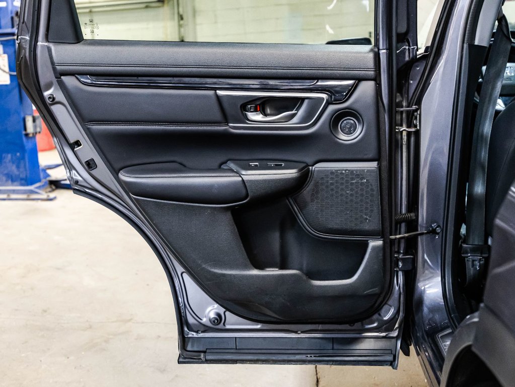 2018 Honda CR-V Touring in , Quebec - 13 - w1024h768px