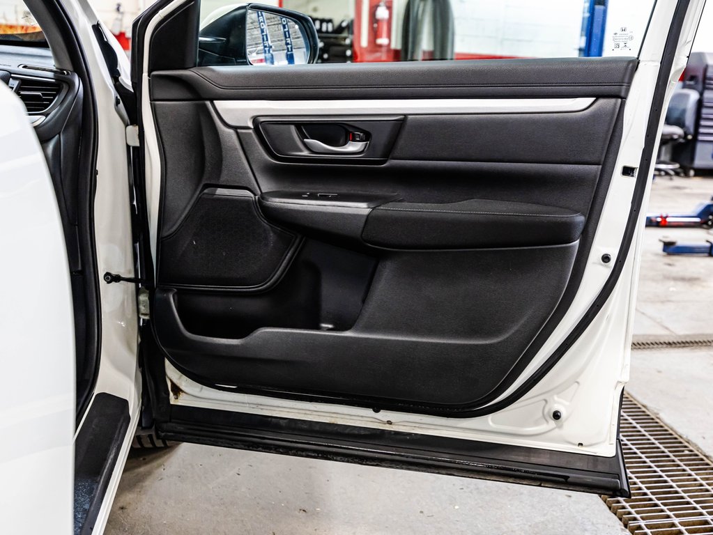 Honda CR-V LX 2018 à Montréal, Québec - 16 - w1024h768px