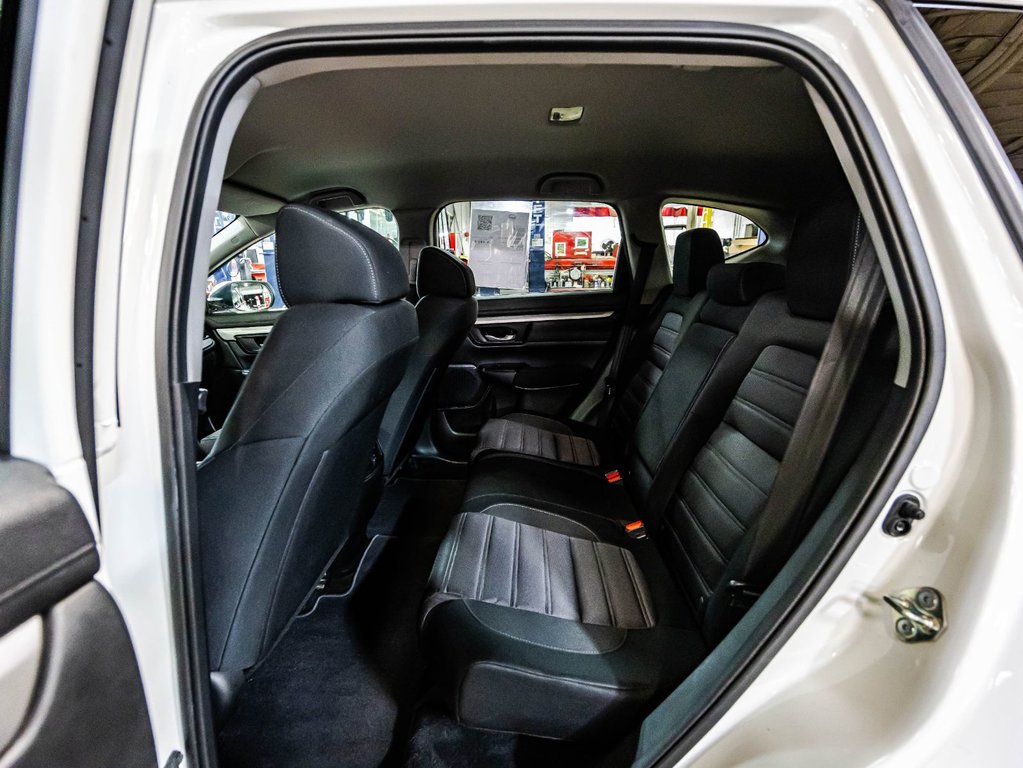 2018 Honda CR-V LX in Montréal, Quebec - 13 - w1024h768px