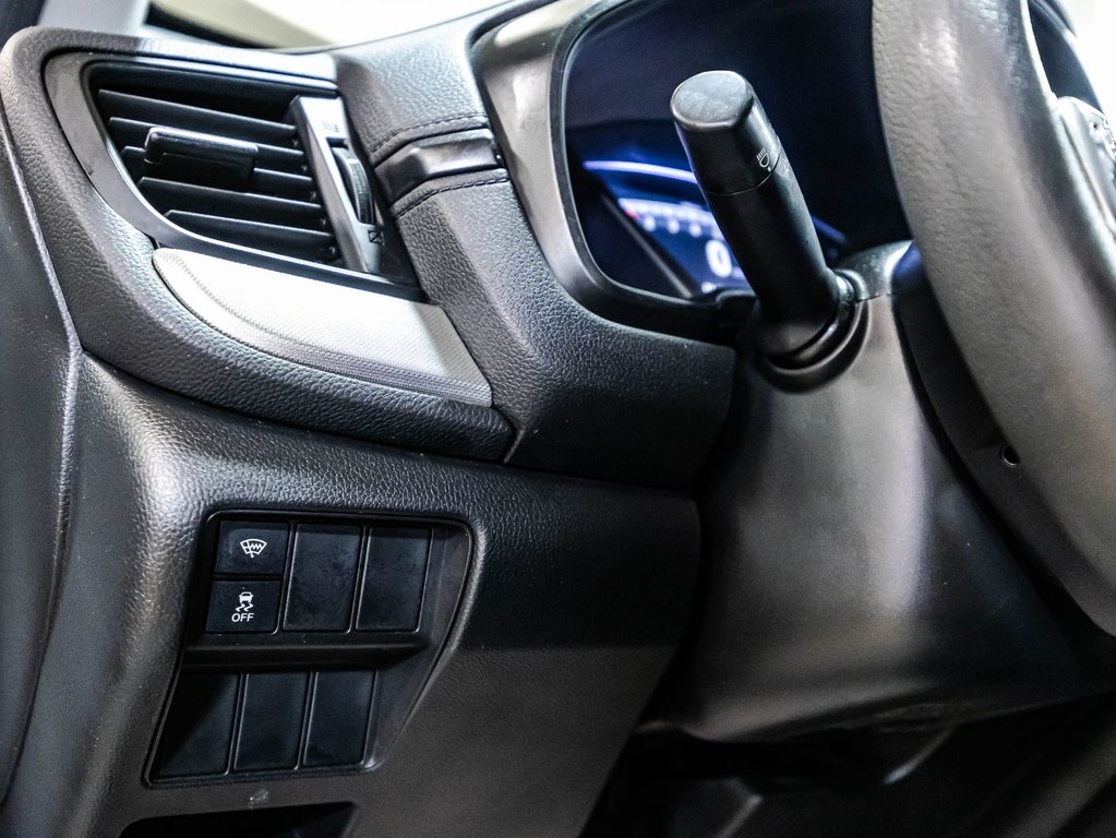 2018 Honda CR-V LX in Montréal, Quebec - 20 - w1024h768px