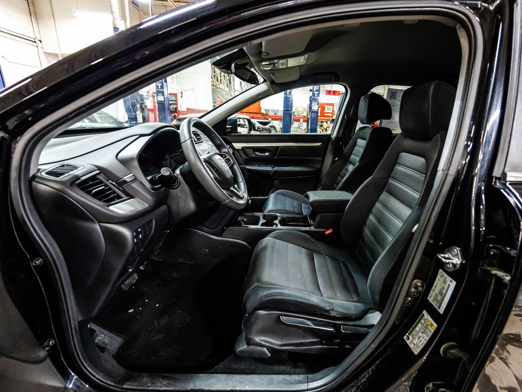 2018 Honda CR-V LX in Montréal, Quebec - 18 - w1024h768px