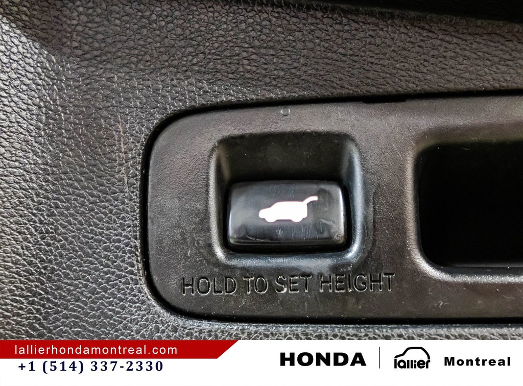 Honda CR-V Touring 2018 à Montréal, Québec - 16 - w1024h768px
