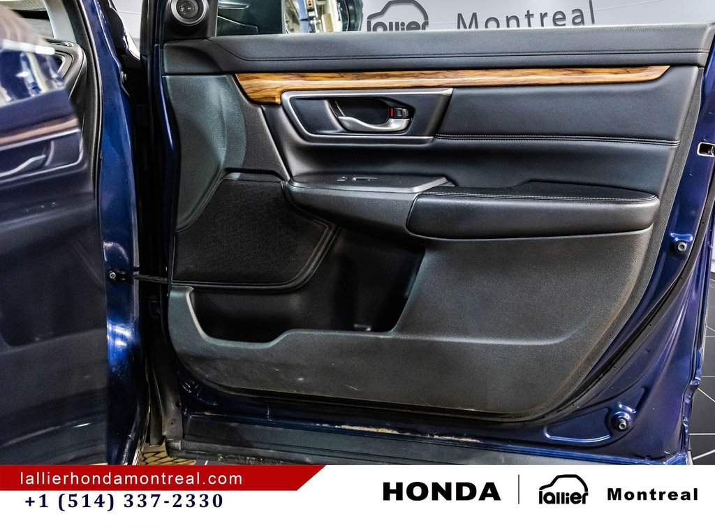 Honda CR-V Touring 2018 à Montréal, Québec - 18 - w1024h768px