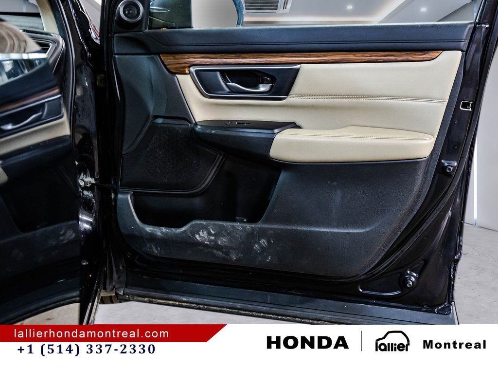 Honda CR-V Touring 2018 à Montréal, Québec - 18 - w1024h768px