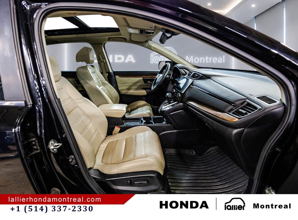 Honda CR-V Touring 2018 à Montréal, Québec - 19 - w1024h768px