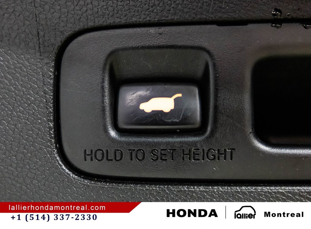 Honda CR-V Touring 2018 à Montréal, Québec - 16 - w1024h768px