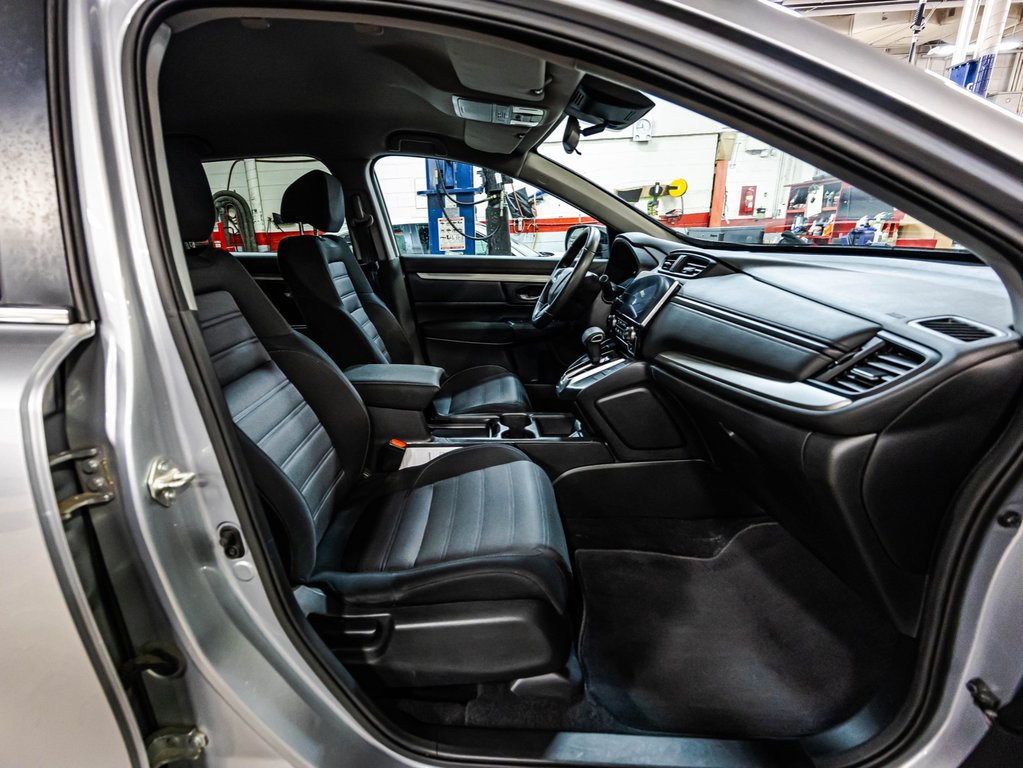 2019 Honda CR-V LX in Montréal, Quebec - 17 - w1024h768px