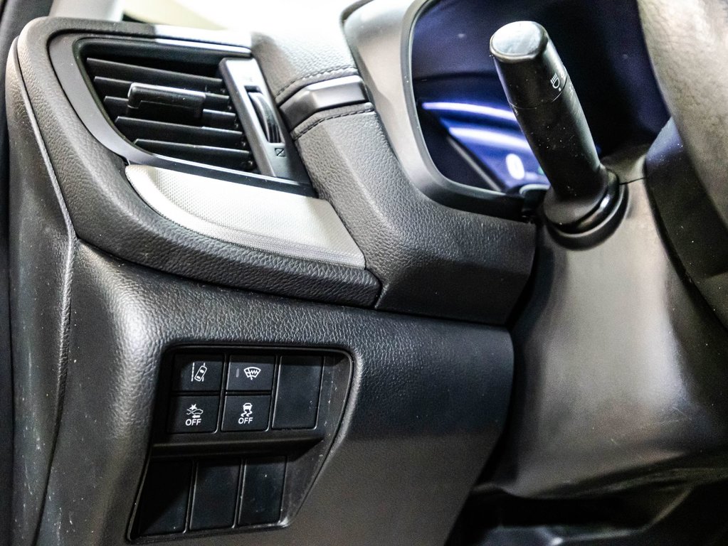 Honda CR-V LX 2019 à , Québec - 20 - w1024h768px