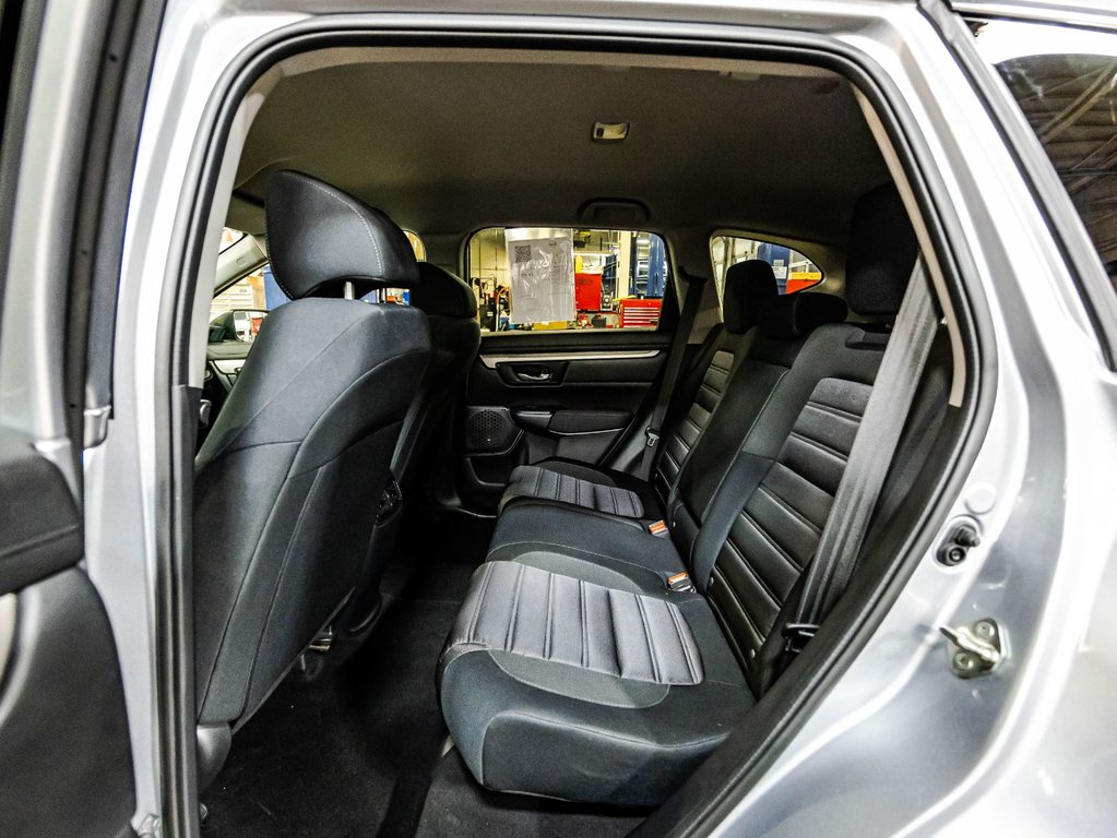 2019 Honda CR-V LX in Montréal, Quebec - 13 - w1024h768px