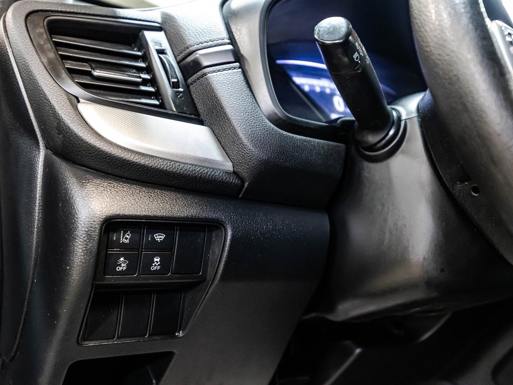 Honda CR-V LX 2019 à , Québec - 20 - w1024h768px