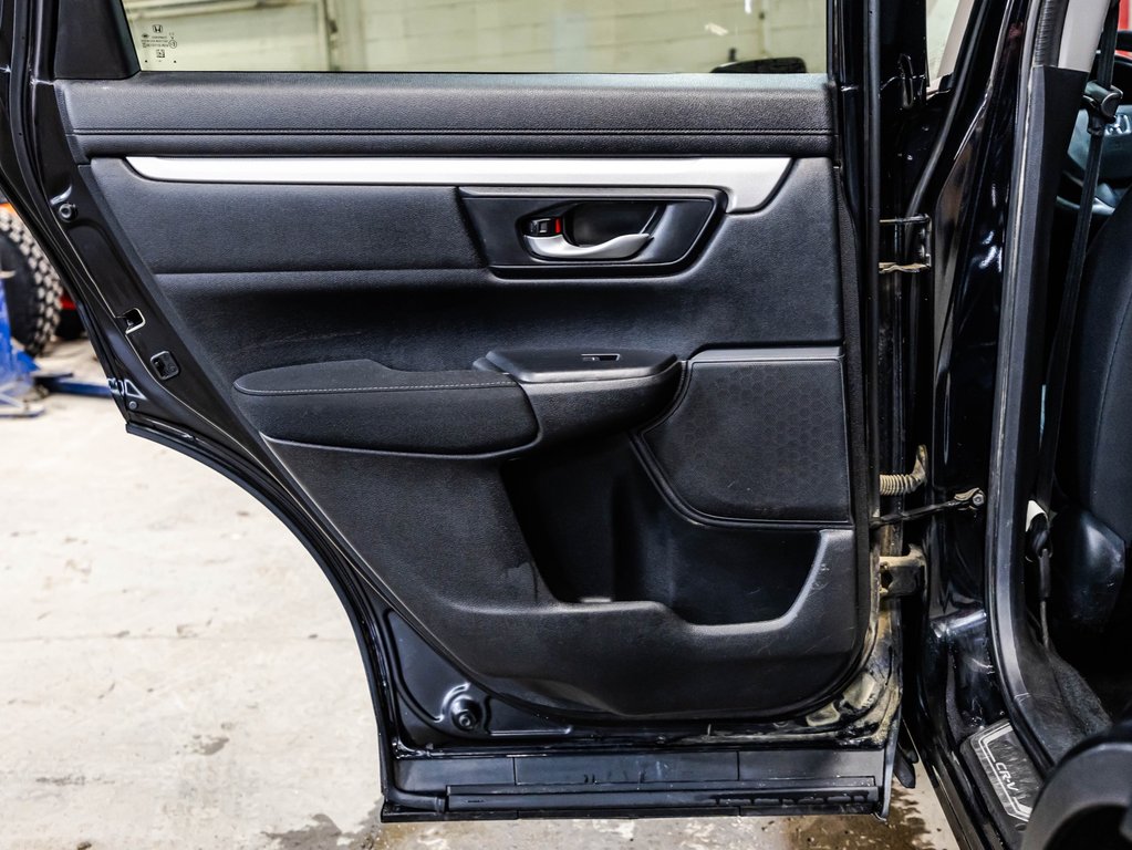 Honda CR-V LX 2019 à , Québec - 12 - w1024h768px