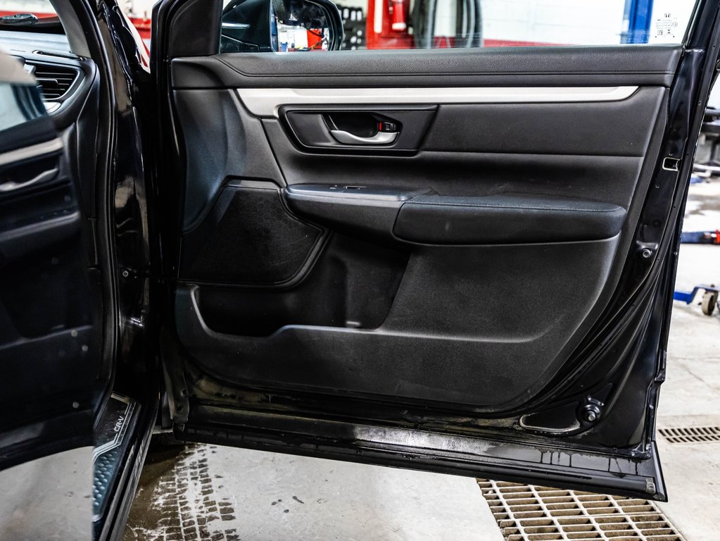 Honda CR-V LX 2019 à , Québec - 16 - w1024h768px