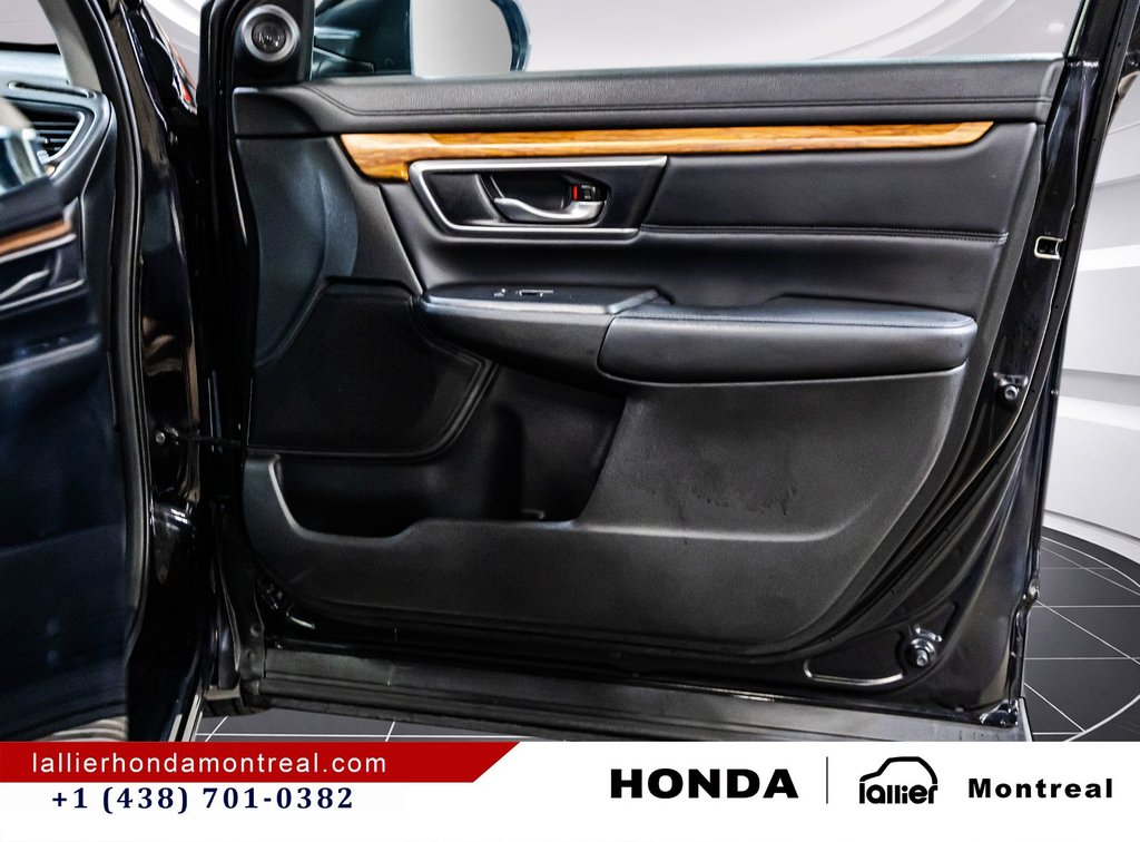 Honda CR-V Touring 2019 à Montréal, Québec - 18 - w1024h768px