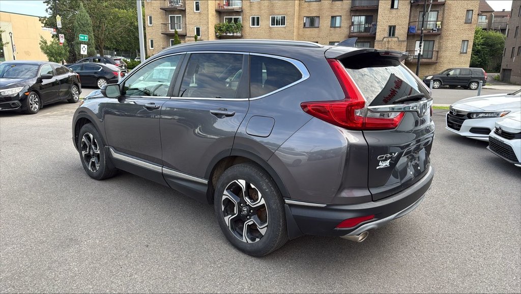 Honda CR-V Touring 2019 à Montréal, Québec - 2 - w1024h768px