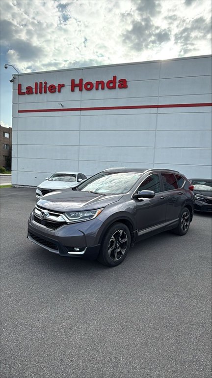 Honda CR-V Touring 2019 à Montréal, Québec - 1 - w1024h768px