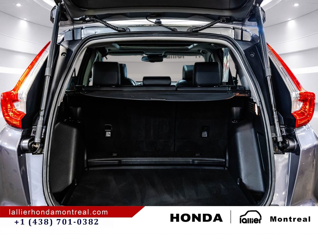 Honda CR-V Touring 2019 à Montréal, Québec - 16 - w1024h768px