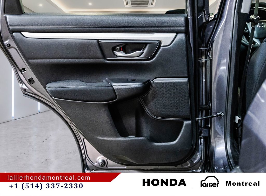 2019 Honda CR-V LX in Montréal, Quebec - 12 - w1024h768px