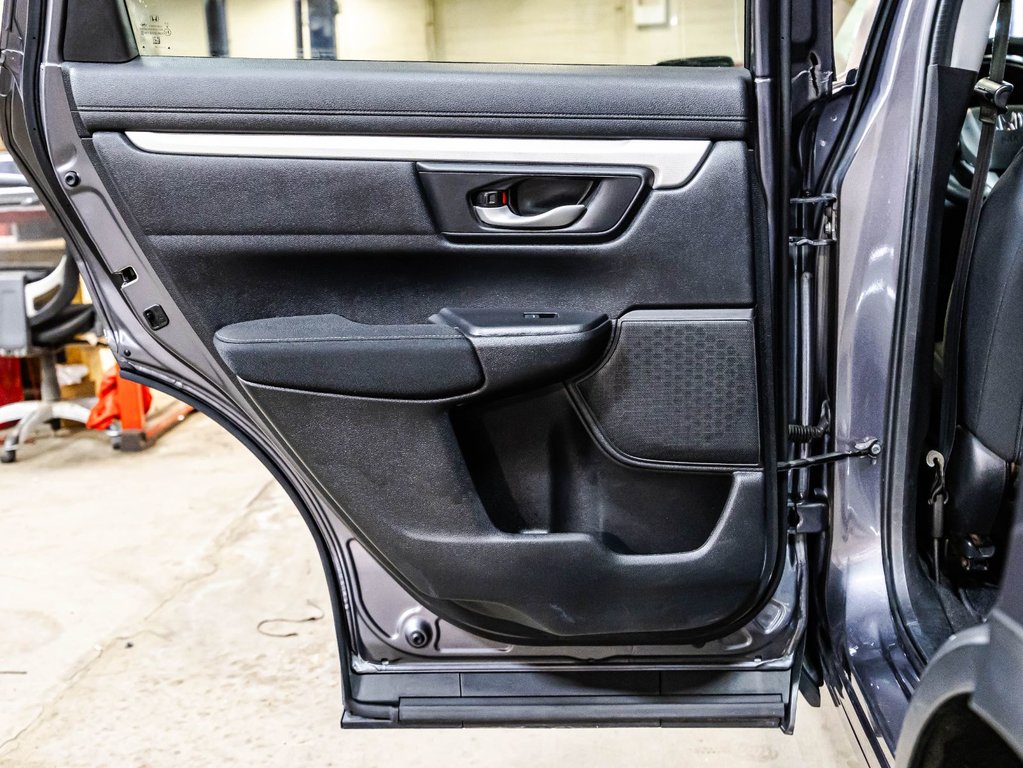2020 Honda CR-V LX in Montréal, Quebec - 12 - w1024h768px