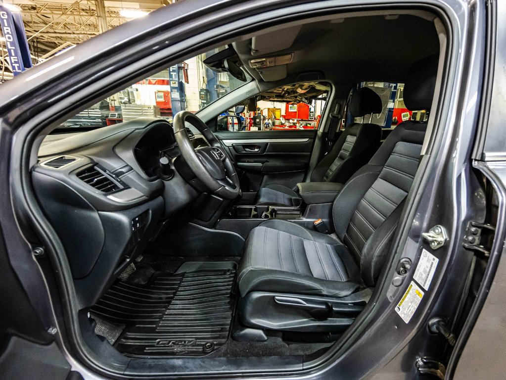 2020 Honda CR-V LX in Montréal, Quebec - 18 - w1024h768px