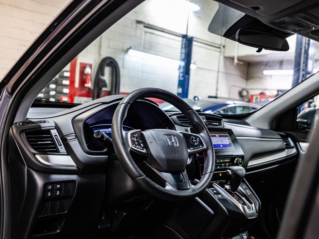 2020 Honda CR-V LX in Montréal, Quebec - 19 - w1024h768px