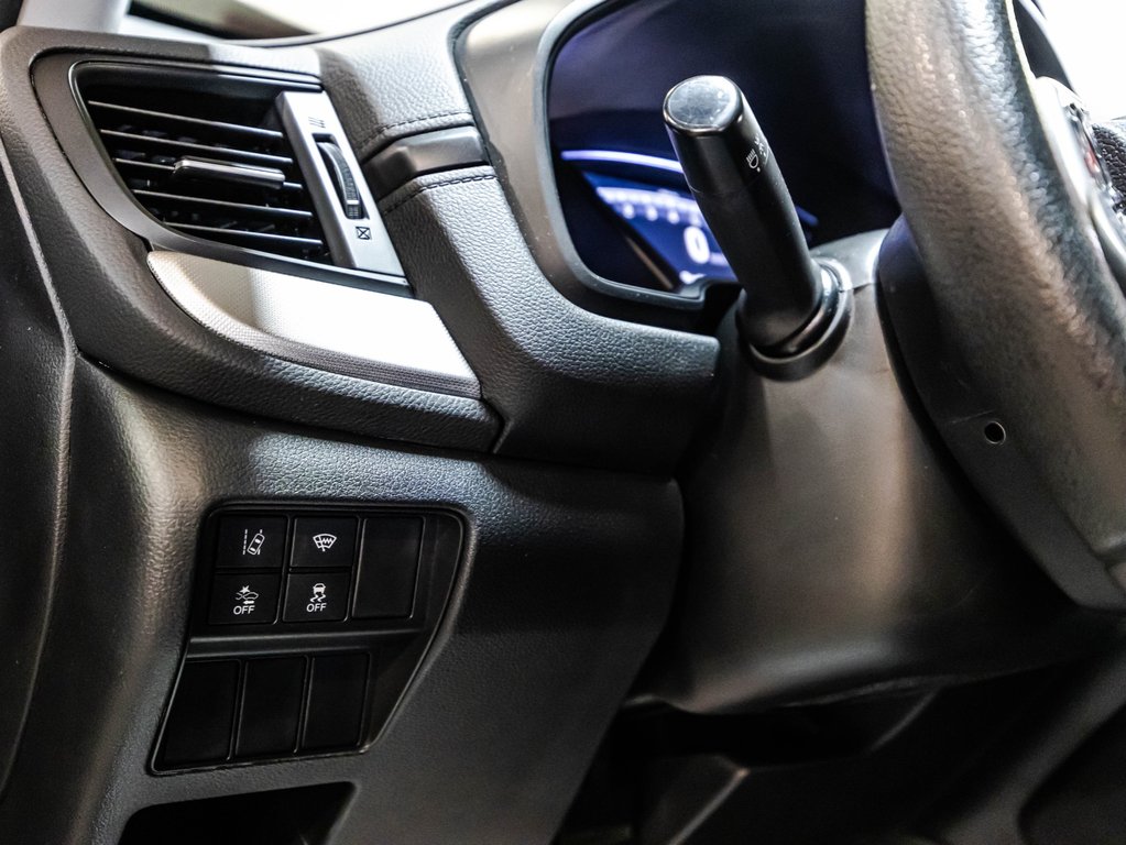 2020 Honda CR-V LX in Montréal, Quebec - 20 - w1024h768px