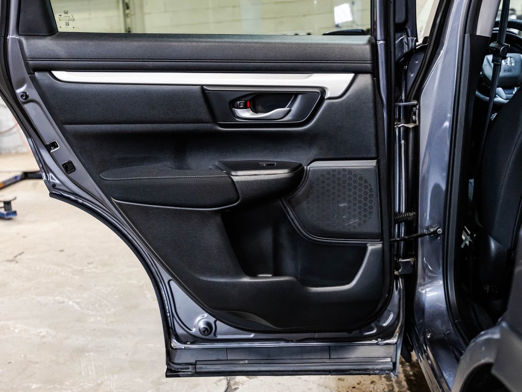 2020 Honda CR-V LX in Montréal, Quebec - 12 - w1024h768px