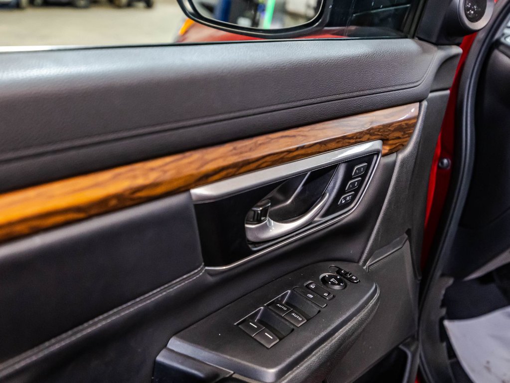 Honda CR-V TOURING 2020 à , Québec - 11 - w1024h768px