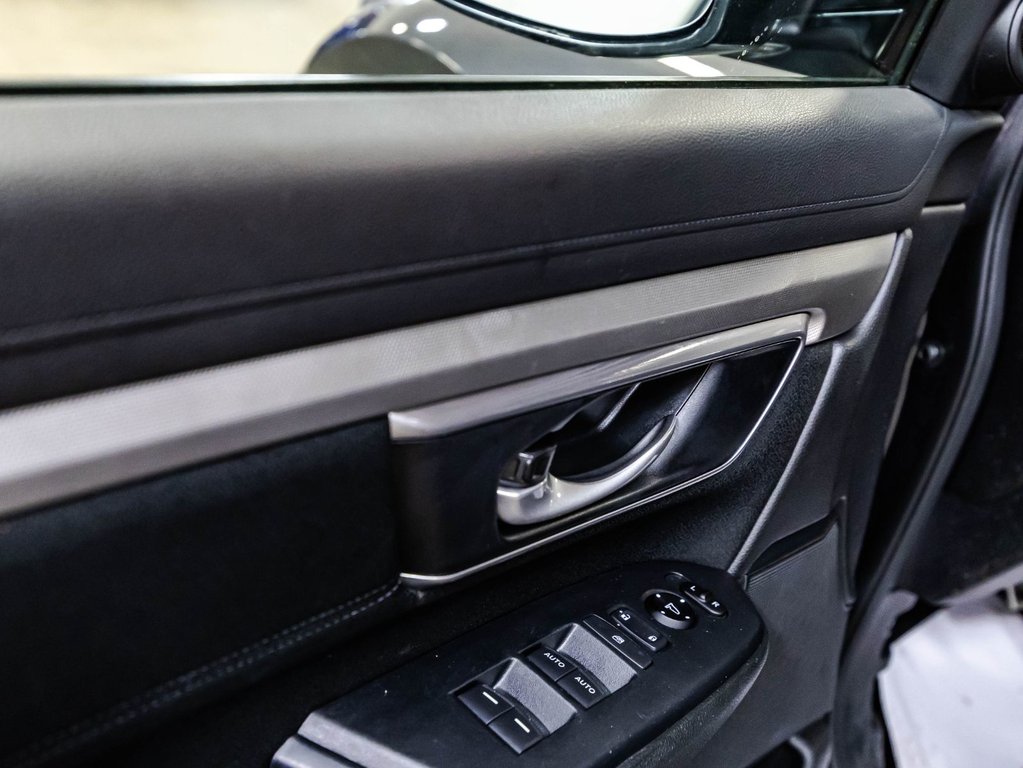 Honda CR-V Sport 2020 à Montréal, Québec - 11 - w1024h768px