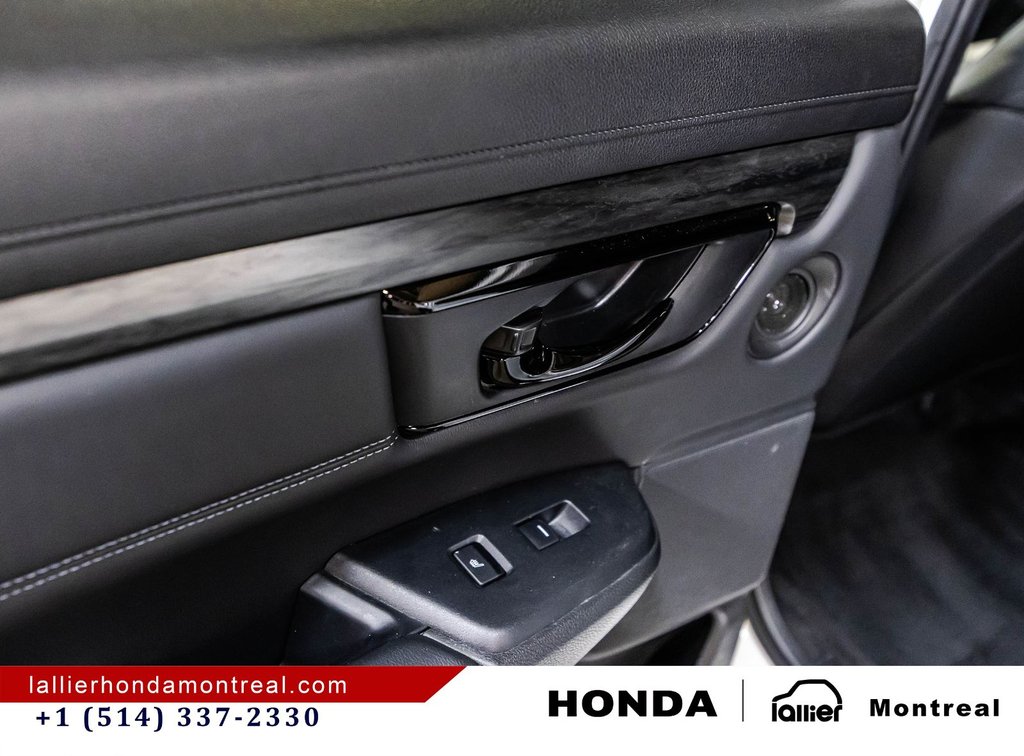 2020 Honda CR-V BLACK EDITION in Montréal, Quebec - 13 - w1024h768px