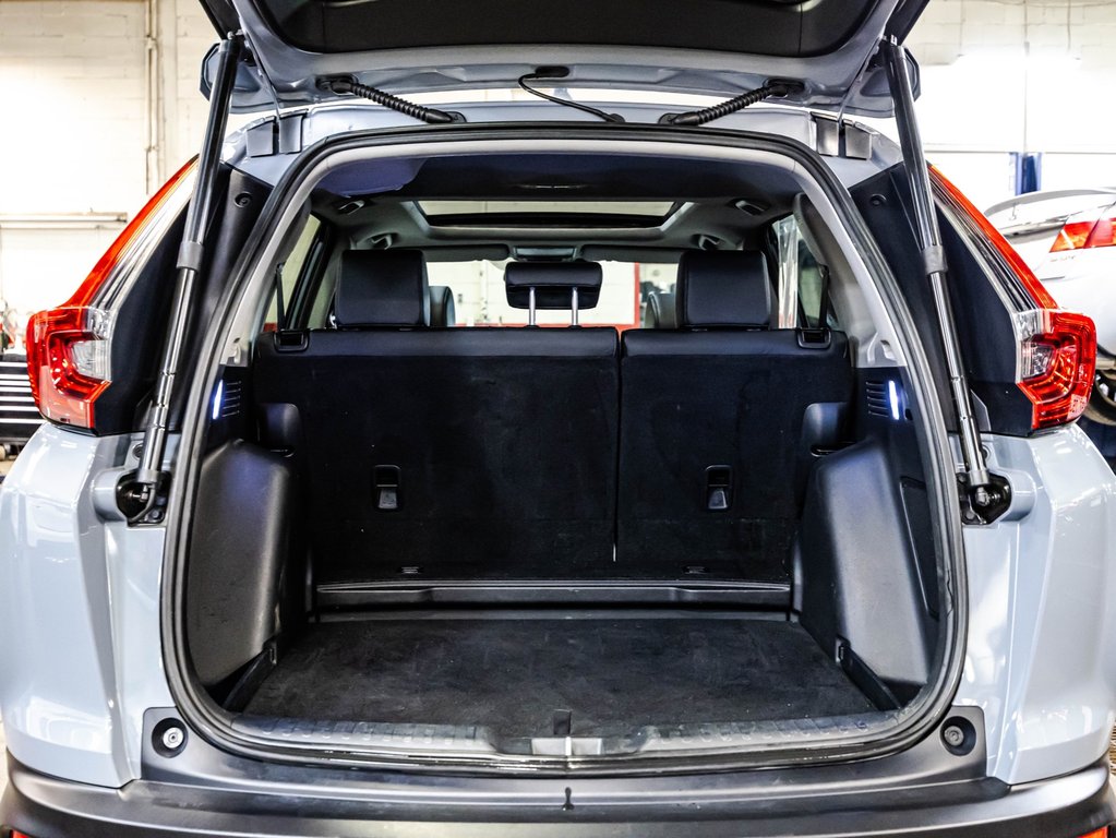 2021 Honda CR-V TOURING in Montréal, Quebec - 17 - w1024h768px