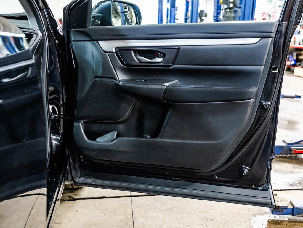 Honda CR-V LX 2021 à , Québec - 16 - w1024h768px