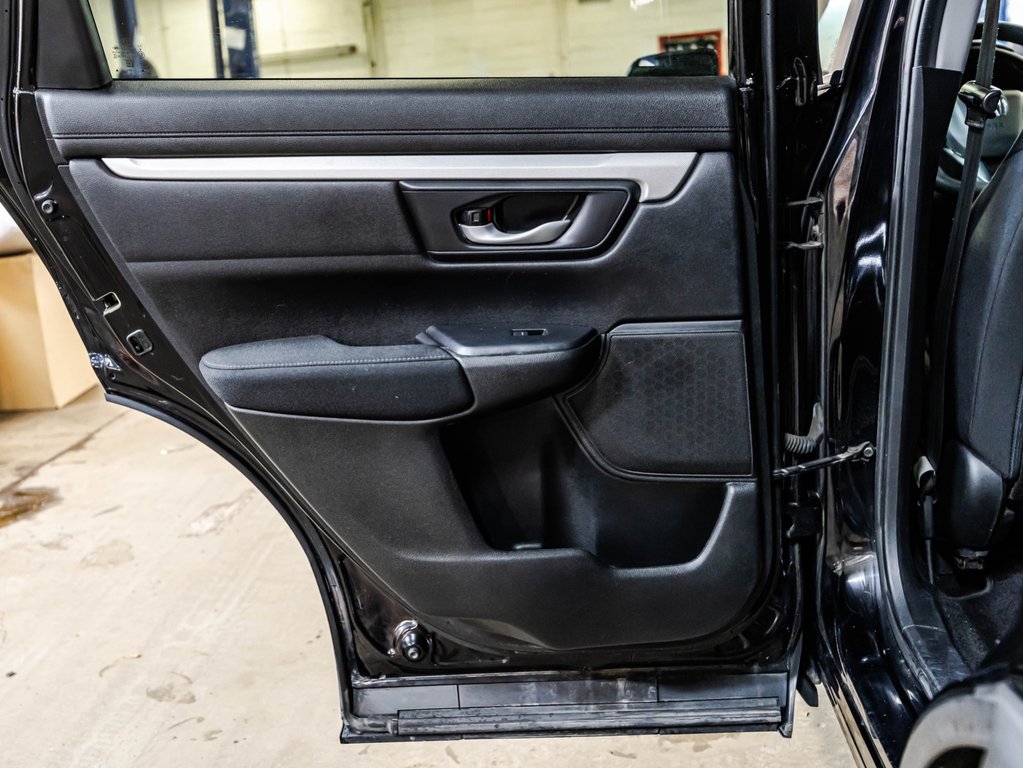 Honda CR-V LX 2021 à , Québec - 12 - w1024h768px