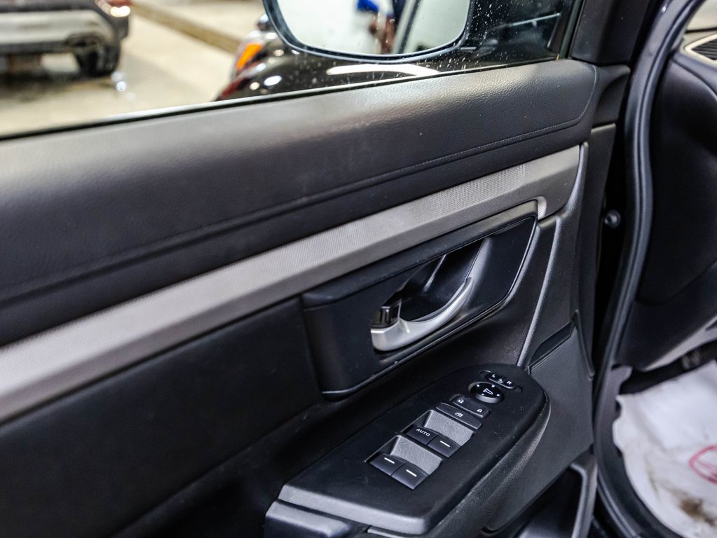 Honda CR-V LX 2021 à Montréal, Québec - 11 - w1024h768px