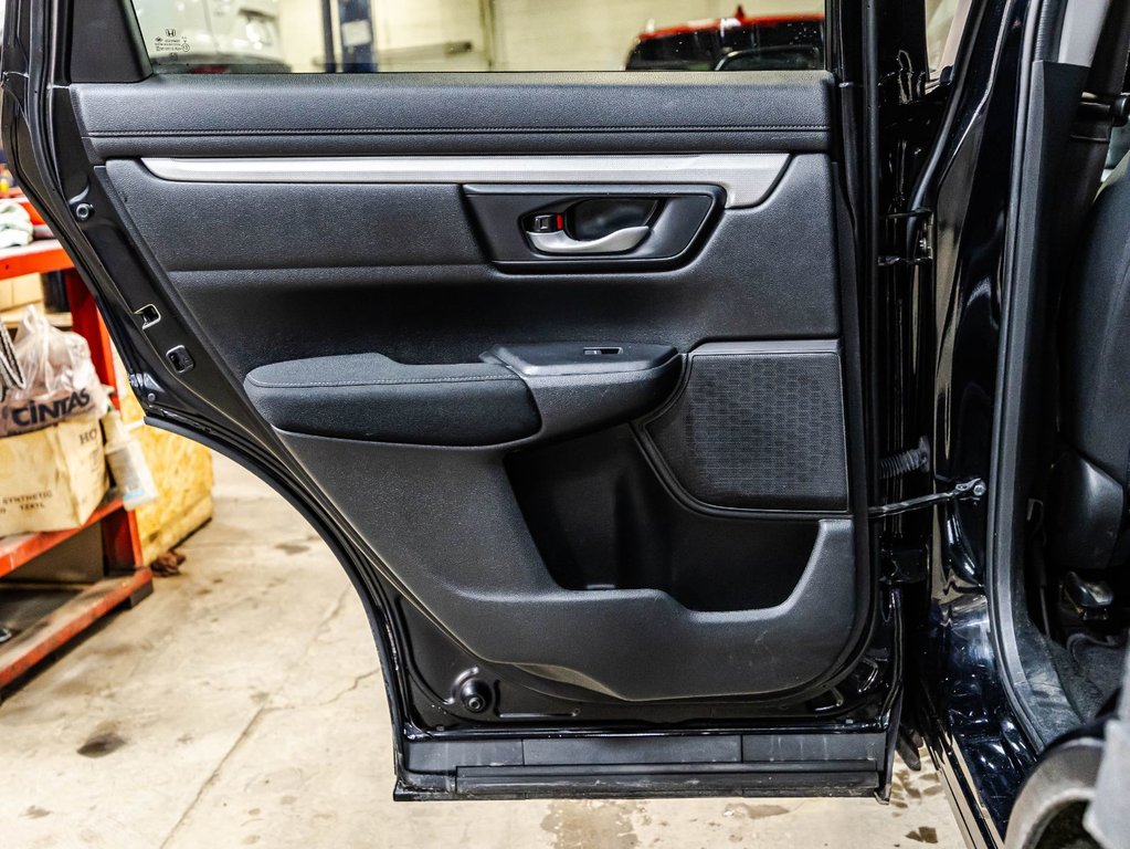 Honda CR-V LX 2021 à Montréal, Québec - 12 - w1024h768px