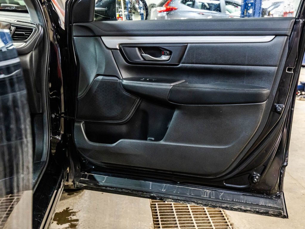 Honda CR-V LX 2021 à Montréal, Québec - 16 - w1024h768px