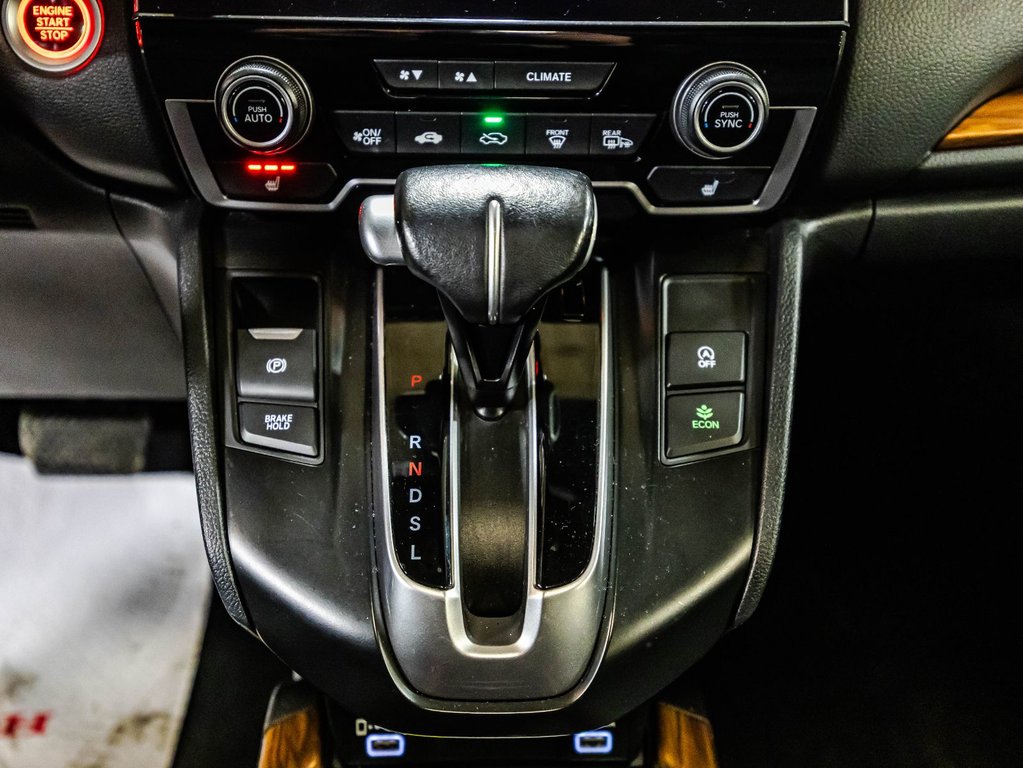 2021 Honda CR-V TOURING in Montréal, Quebec - 27 - w1024h768px