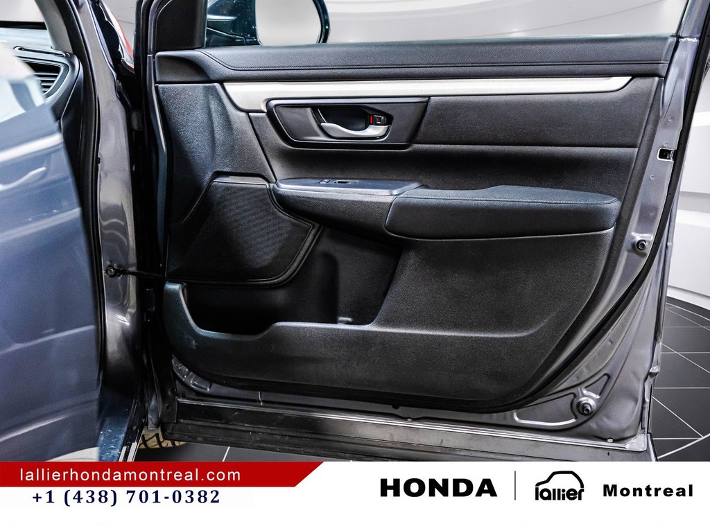 2021 Honda CR-V LX in Montréal, Quebec - 16 - w1024h768px