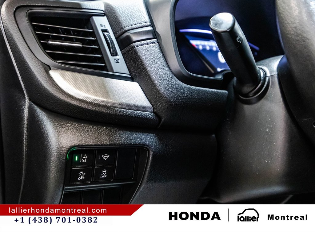 2021 Honda CR-V LX in Montréal, Quebec - 20 - w1024h768px