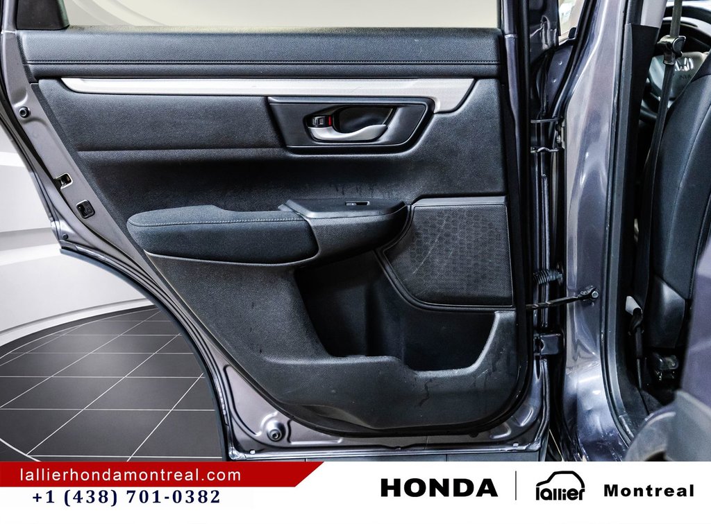 2021 Honda CR-V LX in Montréal, Quebec - 12 - w1024h768px