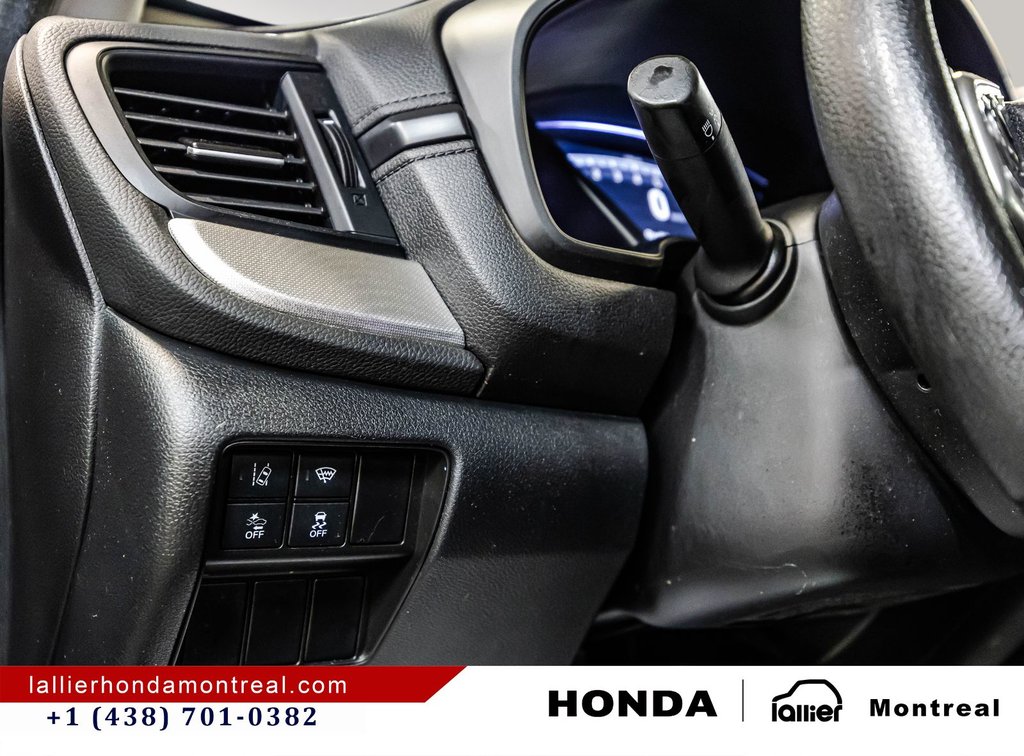 2021 Honda CR-V LX in Montréal, Quebec - 20 - w1024h768px