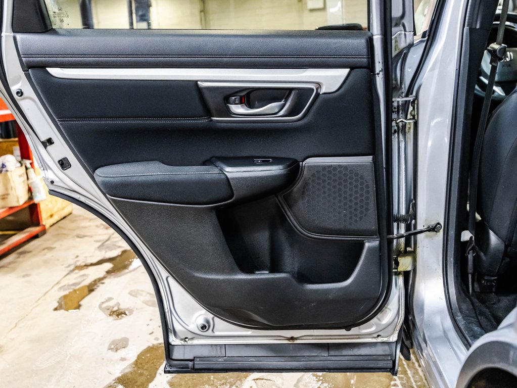 2022 Honda CR-V Sport in Montréal, Quebec - 12 - w1024h768px