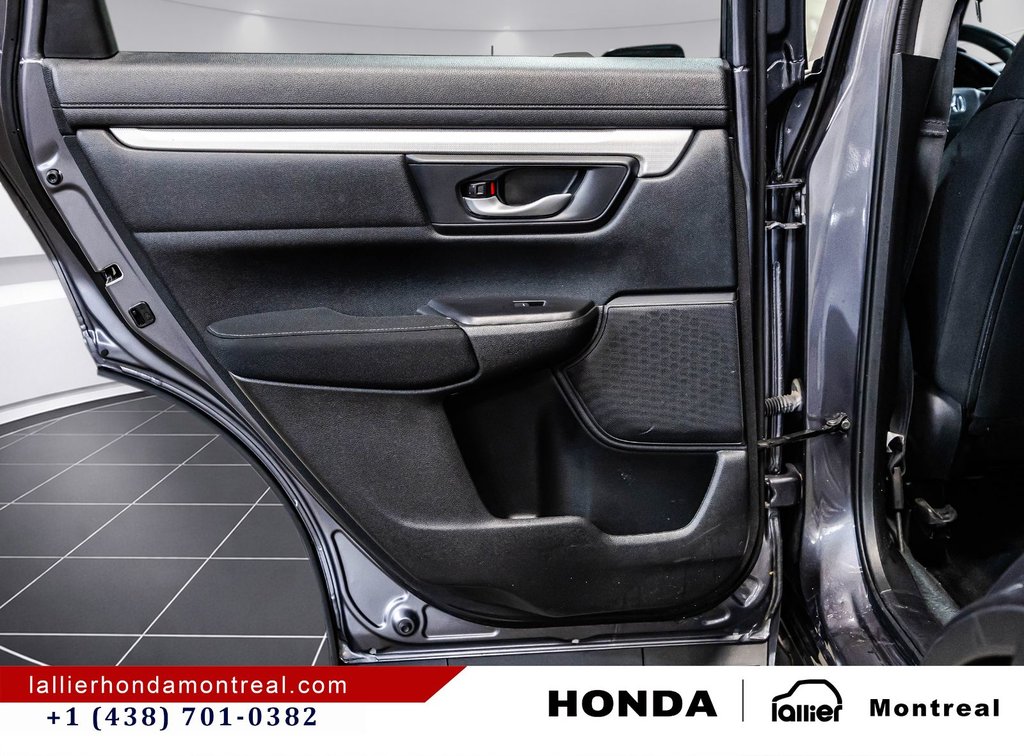2022 Honda CR-V LX in Montréal, Quebec - 13 - w1024h768px