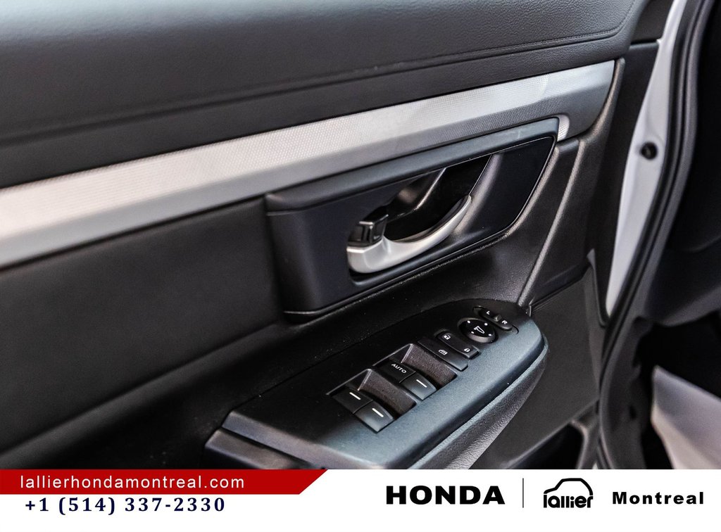 Honda CR-V LX AWD 2022 à Montréal, Québec - 11 - w1024h768px