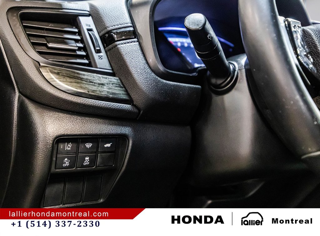2022 Honda CR-V Touring awd /Retour de location in Montréal, Quebec - 24 - w1024h768px