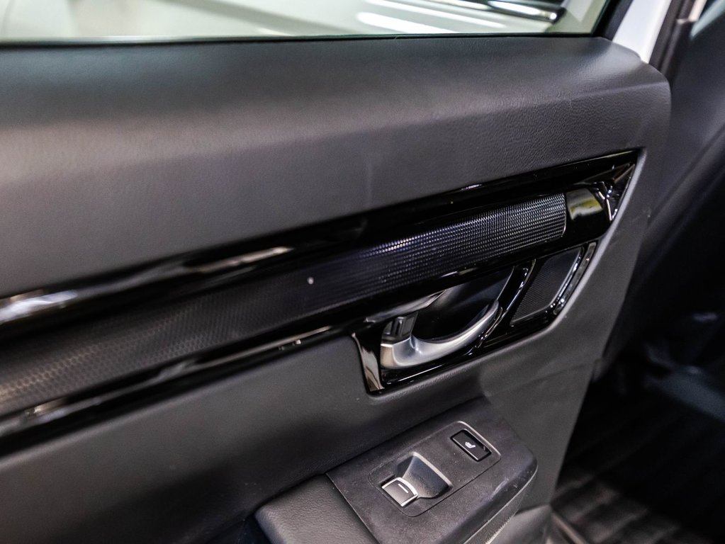 2023 Honda CR-V EX-L in Montréal, Quebec - 11 - w1024h768px