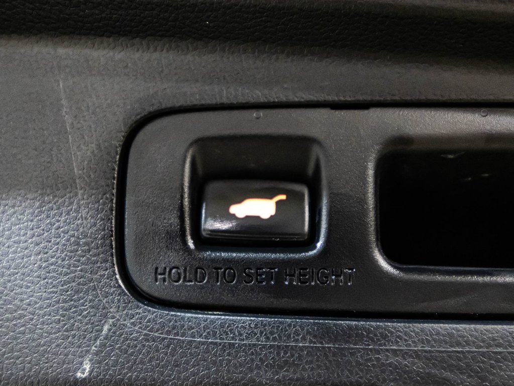 2023 Honda CR-V SPORT in Montréal, Quebec - 15 - w1024h768px