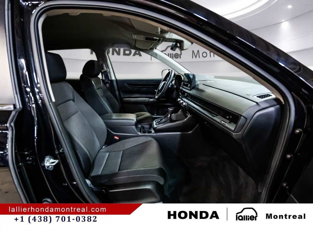 Honda CR-V LX 2023 à Montréal, Québec - 17 - w1024h768px