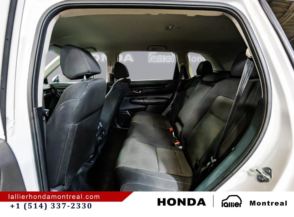 Honda CR-V LX 2023 à Montréal, Québec - 13 - w1024h768px